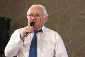 Guru, hai la huța-huța! (Corespondență de la prof. univ. asoc. Pompiliu Comșa, directorul ziarului Realitatea)