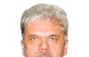 Un titan „gălățean” al literaturii europene francofone, cu grave probleme de sănătate, candidat la „indemnizația de merit” din partea USR de peste 3 ani… (Corespondență de la „compatriotul meu”, prestigiosul profesor emerit dr. Constantin Frosin – prodigioasa sa activitate publicistică în țară și în străinătate)