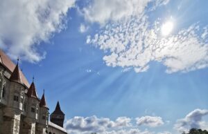 Biserica fortificată (Corespondență de la scriitorul și cineastul „brașovean” Grid Modorcea, Dr. în Arte – SUA – New York) cu Galeria foto a Gabrielei Pătru