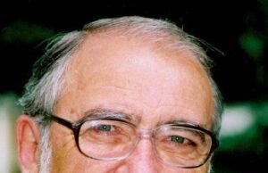 Constantin Tomșa: „Constantin Munteanu, un observator fin, un analist profund” (eseu monografic)