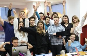 Înscrieri pentru admiterea la „EA-The Entrepreneurship Academy” singura facultate cu profil de Antreprenoriat din România (cu burse de studii)