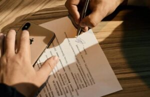 De la corespondentul nostru Societatea de avocatură Pavel Mărgărit și Asociații: Biletul la Ordin/CEC/Cambie – garanții ale obligațiilor de plată în România (Promissory note/Cheque/Bill of exchange – financial instruments in Romania)