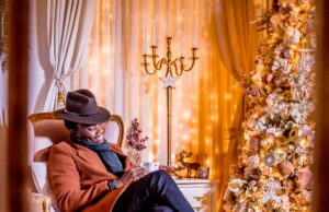 Noul single a lui Tobiloba – „A Clueless Christmas (An Immigrant’s Christmas 2)”