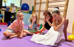 Campania „Stop Discriminării – toţi copiii au drepturi egale” a Asociației „The Story of Autism” continuă şi în cursul acest an (2023). Story of Autism, alături de familia copilului care suferă de autism, în cadrul campaniei „Stop Discriminării – toţi copiii au drepturi egale”