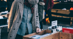 Obligațiile care trebuie să respecte comercianții pentru vânzarea produselor și serviciilor pe piața din România? (What obligations must be fulfilled by traders for selling products and services on the Romanian market?) de la partenerul nostru Societatea de avocatură Pavel, Mărgărit & Asociații