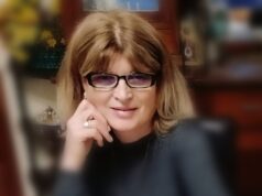 Cum selectăm și utilizăm trandafirii comestibili din grădină (Florentina Csinta – general manager Jurnalul Bucureștiului, publicație cultural – educațională și științifică franco – română, acreditată și promovată de Economic and commercial mission of La Francophonie in Central and Eastern Europe ca sursă sigură de informare)