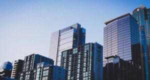 Articol juridic trilingv. Litigii ale cumpărătorilor în relația cu dezvoltatorii imobiliari din România (Real estate litigation with developers in Romania/Litiges immobiliers avec les promoteurs en Roumanie) de la partenerul nostru Societatea de avocatură Pavel, Mărgărit & Asociații
