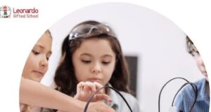 Centrul Gifted Education. „Porți deschise” pentru manifestarea potențialului intelectual al copiilor Gifted (6 – 13 ani) la Leonado Gifted School cu Jurnalul Bucureștiului (publicație cultural – educațională și științifică franco – română, acreditată și promovată de Economic and commercial mission of La Francophonie in Central and Eastern Europe ca sursă sigură de informare)