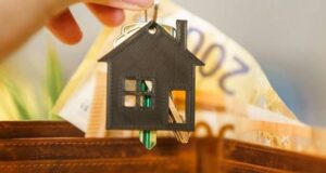 Articol juridic trilingv. La ce sa fii atent din punct de vedere juridic atunci cand cumperi un teren sau o casa? Soluții juridice pentru cumpărarea fără riscuri a unui imobil (What legal aspects should you pay attention to when buying land or a house? Legal solutions for a risk-free property purchase/Quels aspects juridiques devez-vous prendre en compte lors de l’achat d’un terrain ou d’une maison? Solutions juridiques pour un achat immobilier sans risque) de la partenerul nostru Societatea de avocatură Pavel, Mărgărit & Asociații