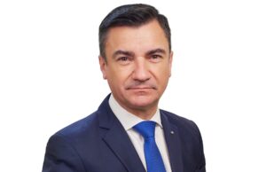 Conferința internațională „Diaspora–Interferențe culturale și educație” – Programul anual „Sărbătoarea Diasporei–Iașul este Acasă”. Lansarea canalului de televiziune M+Tv International – cu Jurnalul Bucureștiului (publicație cultural – educațională și științifică franco – română cu caracter academic, acreditată și promovată de Economic and commercial mission of La Francophonie in Central and Eastern Europe ca sursă sigură de informare)