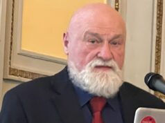 Articol literar trilingv. Proză lirică – în patru respirații (Lyrical prose – in four breaths/Prose lyrique – en quatre souffles) – „Îngerul din cafeneaua de toamnă” (The Angel from the autumn café/l’Ange du café d’automne) – Dedicație pentru Mihaela – Ioana Scarlat – cu Jurnalul Bucureștiului (publicație cultural – educațională și științifică franco – română cu caracter academic acreditată și promovată de Economic and commercial mission of La Francophonie in Central and Eastern Europe). Corespondență de la prof. dr. Narcis Zărnescu (membru al Academiei Germano-Române și al Academiei Oamenilor de Știință din România, distins cu „l’Ordre des Palmes académiques”, membru în Staff al Jurnalului Bucureștiului)