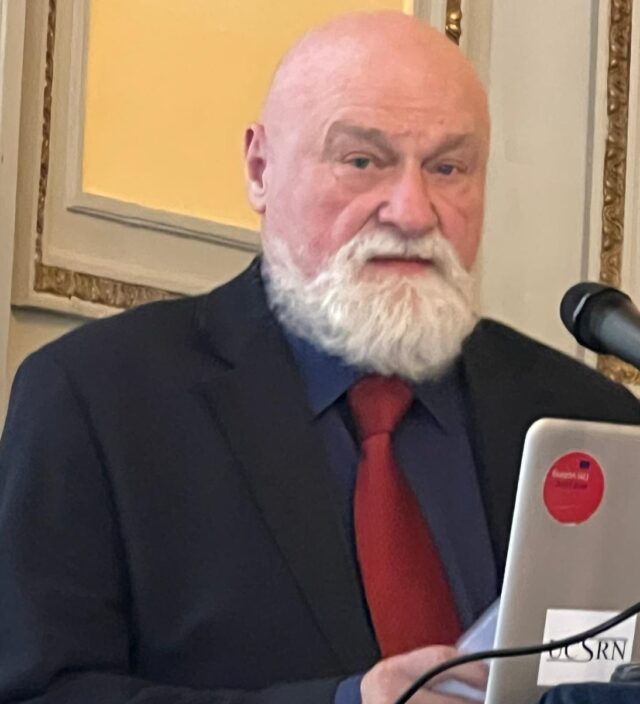 8be418f7-a4e0-4c9e-9e4e-dd116b1cc727 (2)