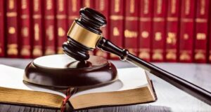 Protejat: Les études de droit en France – Avocats & Magistrats (Studii de drept în Franța – Avocați și Magistrați) – cu Jurnalul Bucureștiului (publicație cultural – educațională și științifică franco – română cu caracter academic al CUFR – Centre of French Graduate and Postgraduate advice, education and R&D)