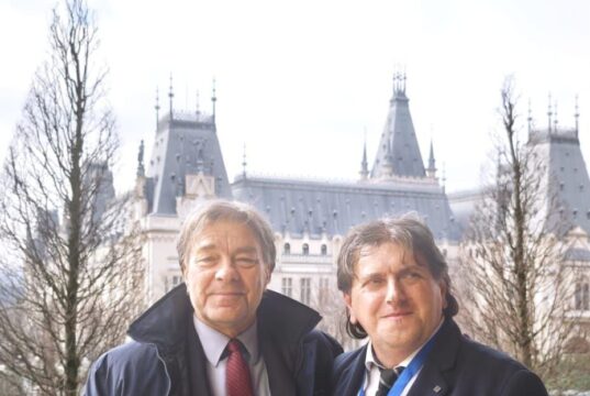 Dimensiunea economică și financiară a contractelor în învățâmântul universitar juridic românesc și francez (în colaborare cu Av. Asist. PhD Candidate Alexandru – Valentin Varvara – Universitatea Apollonia din Iași) – cu Jurnalul Bucureștiului (publicație cultural – educațională și științifică franco – română cu caracter academic al CUFR – Centre of French Graduate and Postgraduate advice, education and R&D)