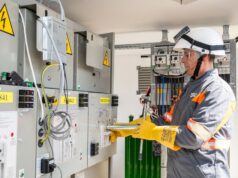 Articol tehnologic bilingv. Rețele Electrice România a început lucrările de modernizare a infrastructurii de distribuție din zona Gărâna-Văliug-Trei Ape (Reţele Electrice România has started the modernization works of the energy distribution infrastructure in the Gărâna-Văliug-Trei Ape area) – cu Jurnalul Bucureștiului (publicație cultural – educațională și științifică franco – română cu caracter academic al CUFR – Centre of French Graduate and Postgraduate advice, education and R&D)